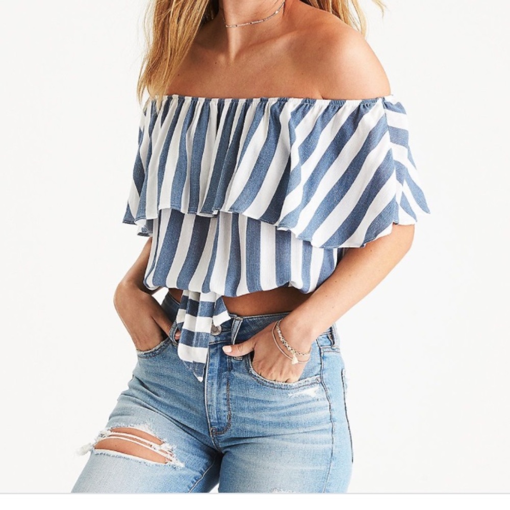 NWT American Eagle Blue and White Top - Size Large